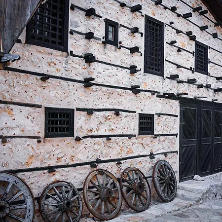 Aysenaz Hanim Konagi Bed & Breakfast Aksiki